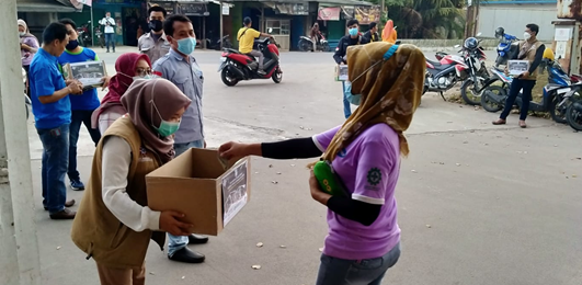  Aktivis Buruh GARTEKS Kabupaten Serang dan FSB Cikoja Turun ke Jalan, Lakukan Penggalangan Dana Untuk Korban Gempa Sumur Pandeglang 